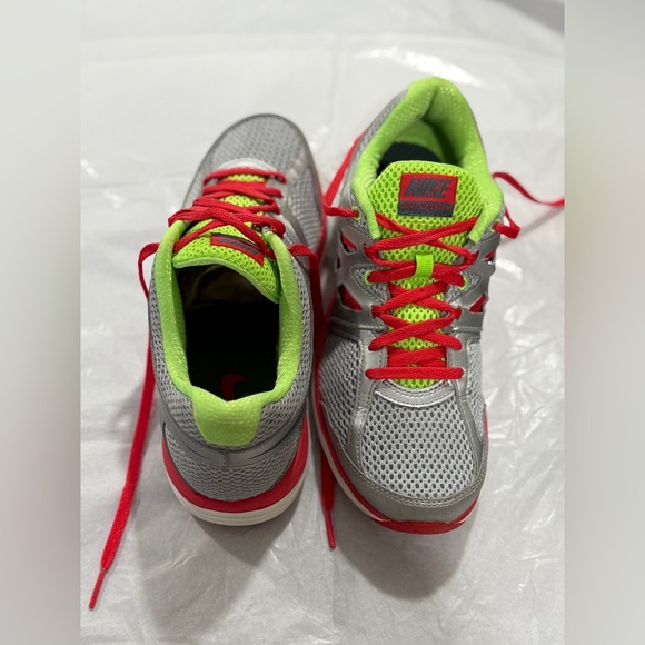 Nike Dual Fusion Running Shoes Silver Red Volt Women’s Size 8 - Picture 4 of 12